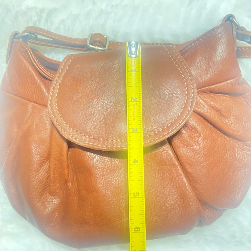 Elegant Genuine Leather Crossbody Bag - Picture 12 of 13